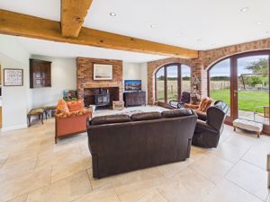 Annex living room- click for photo gallery